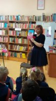 Spotkanie autorsie z Wiolettą Piasecką autorka bajek i baśni dla dzieci.